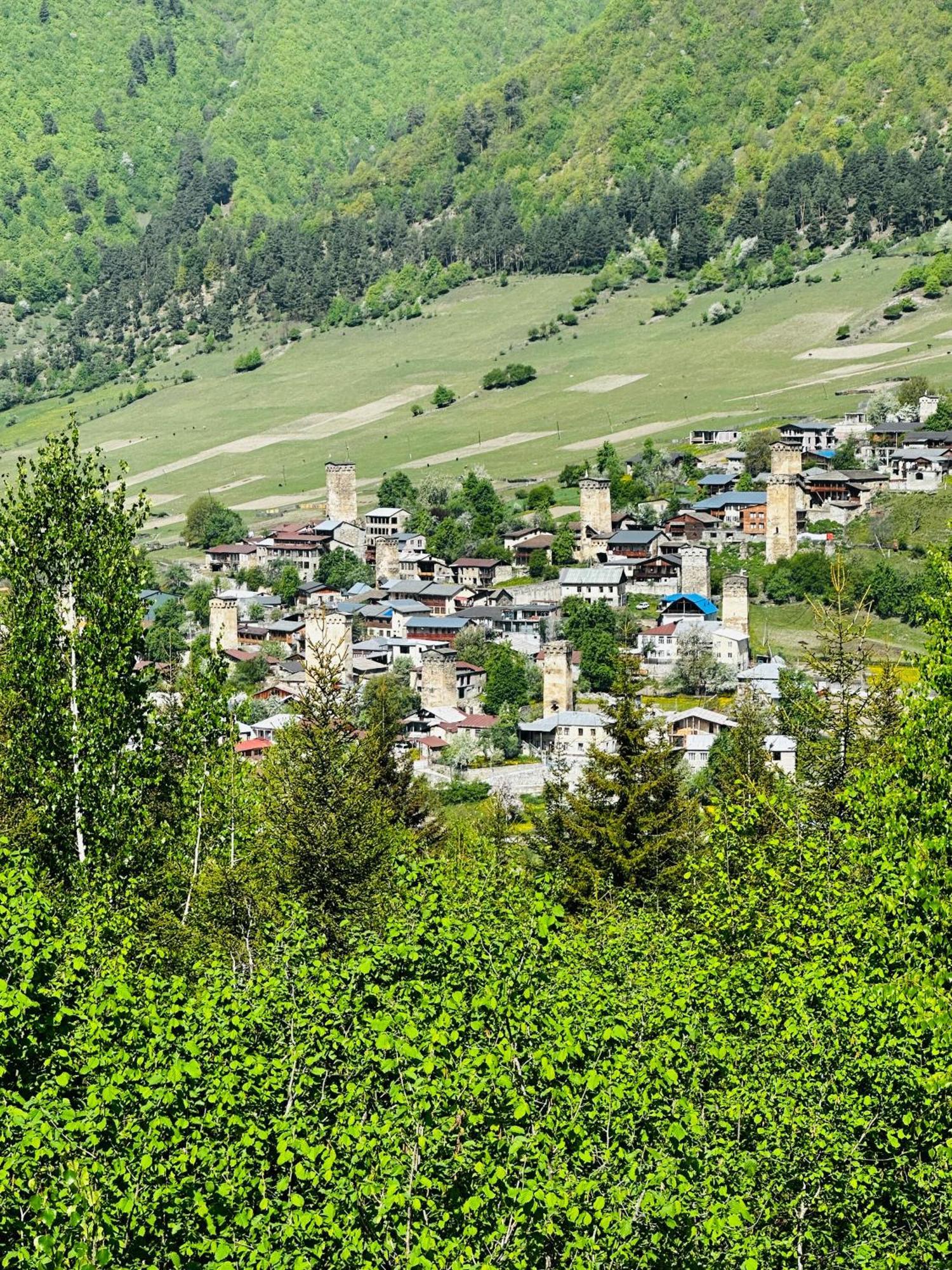 Hotel "Panorama" Kakhri Mestia Zewnętrze zdjęcie